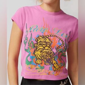 Urban outfitters Pure Love Tiger Baby Tee Womens Sz M shrunken fit cropped Pink